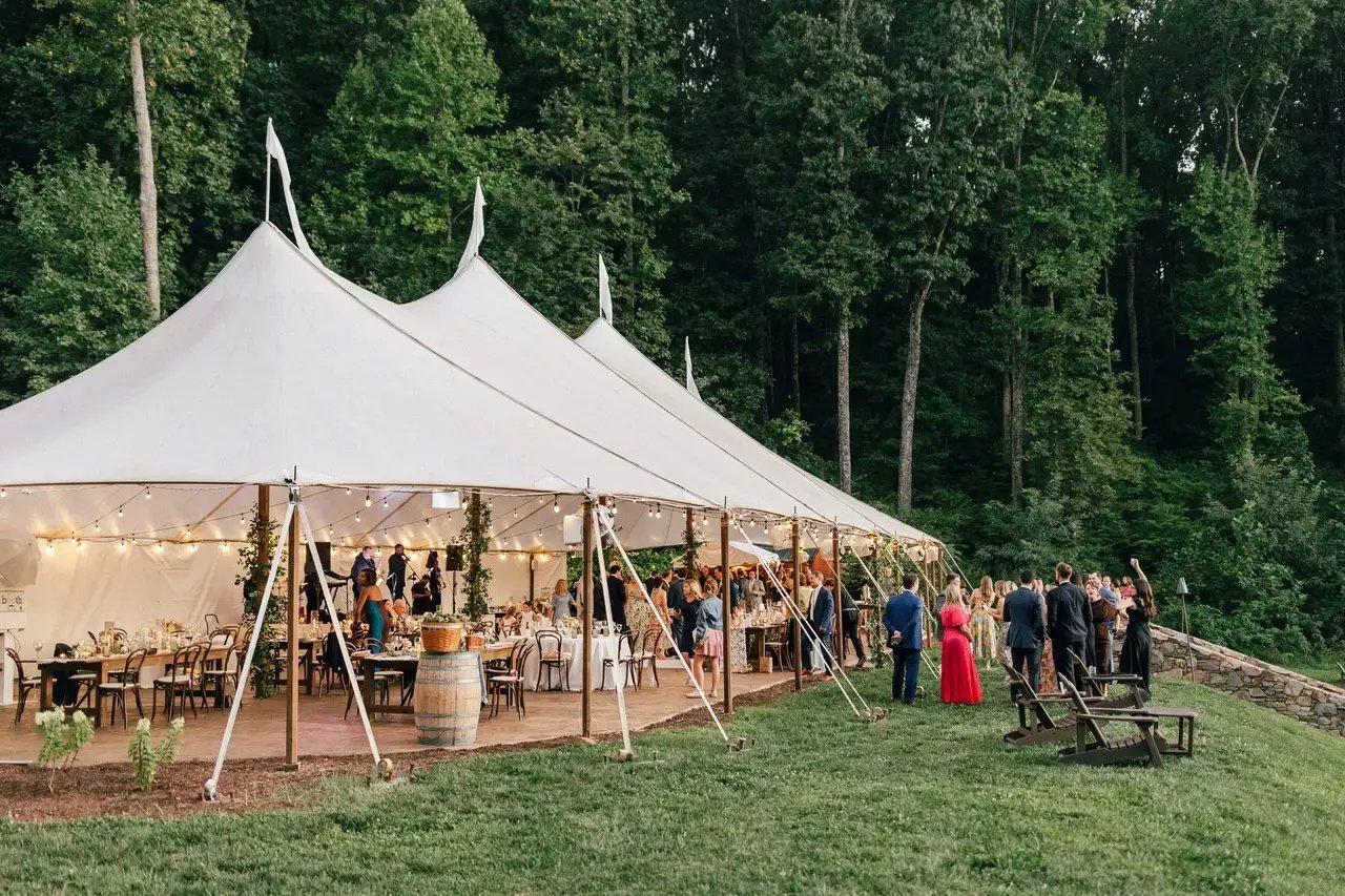 GG_EastWood_Farm_Winery2 GG_EastWood_Farm_Winery2